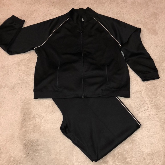 gap tracksuit